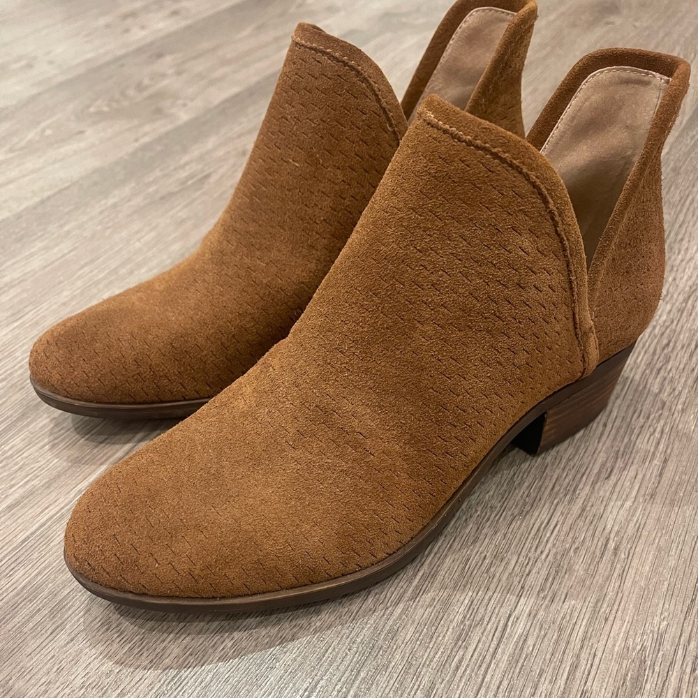 8.5 Lucky Brand Baley Booties
